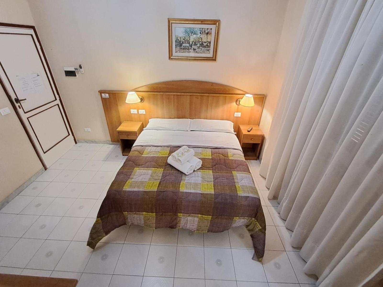 Nahid Accommodation Rome Exterior photo